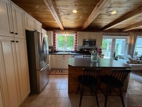 61 Fox Chase Rd in Bradford, NH - Building Photo - Building Photo