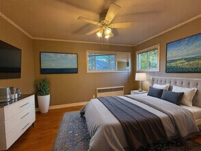 1495 Lake Dr in Eugene, OR - Building Photo - Building Photo