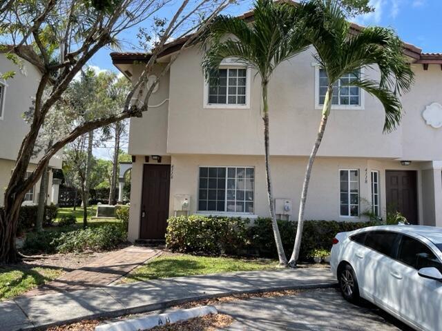 4116 Napoli Lake Dr in West Palm Beach, FL - Building Photo