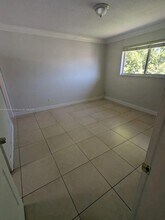 2323 Van Buren St in Hollywood, FL - Building Photo - Building Photo