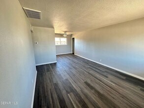 9315 Raleigh Dr in El Paso, TX - Building Photo - Building Photo