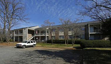 Grier Apartments in Gastonia, NC - Foto de edificio - Building Photo