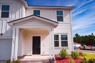 155 Old Field Run in Richmond Hill, GA - Building Photo - Building Photo