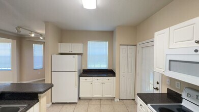 2446 57th Cir in Vero Beach, FL - Building Photo - Building Photo