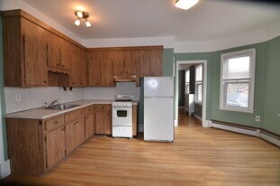 23 Franklin St, Unit 1 in Braintree, MA - Building Photo