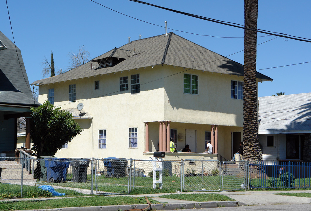 656 N G St in San Bernardino, CA - Building Photo