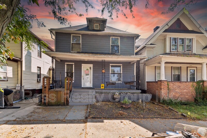 1149 Fernwood Ave in Toledo, OH - Building Photo