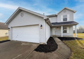 487 Peyton Dr in Trenton, OH - Building Photo