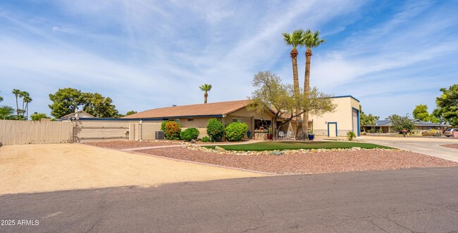 18026 N Everson Dr in Glendale, AZ - Building Photo - Building Photo