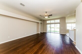 13731 Ogakor Dr in Riverview, FL - Building Photo - Building Photo