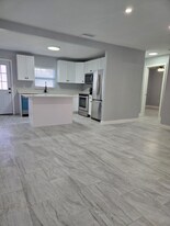 6615 Del Prado Terrace in New Port Richey, FL - Building Photo