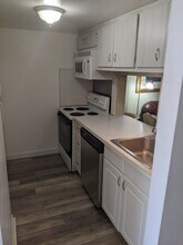 322 N Federal Hwy, Unit 129 in Deerfield Beach, FL - Building Photo - Building Photo