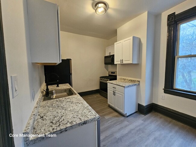 1155 Buente St in Pittsburgh, PA - Building Photo - Building Photo
