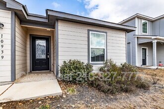 10939 Delight Grove in Converse, TX - Building Photo - Building Photo