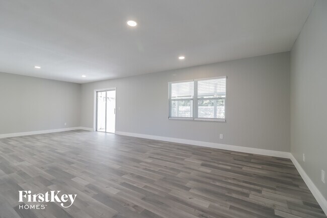 550 Meadowvale Dr in Orlando, FL - Building Photo - Building Photo