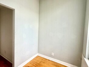 2110 N Western Ave in Chicago, IL - Building Photo - Building Photo