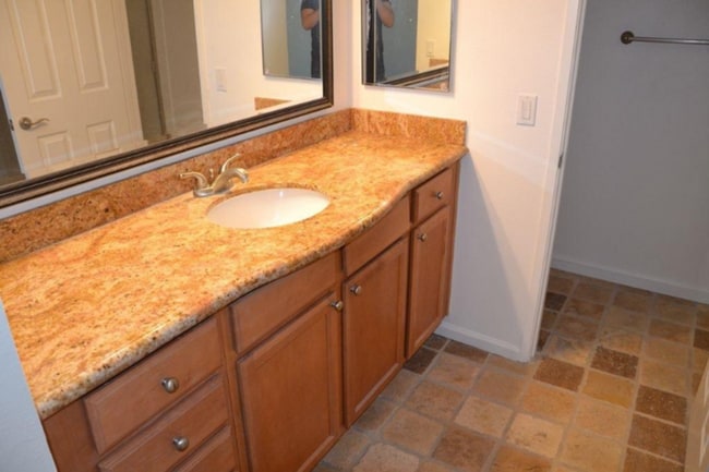 508 Woodside Oaks in Sacramento, CA - Building Photo - Building Photo