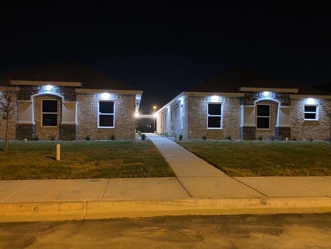 4908 N Winona Dr, Unit Winona dr unit 1, Unit Winona dr unit 1