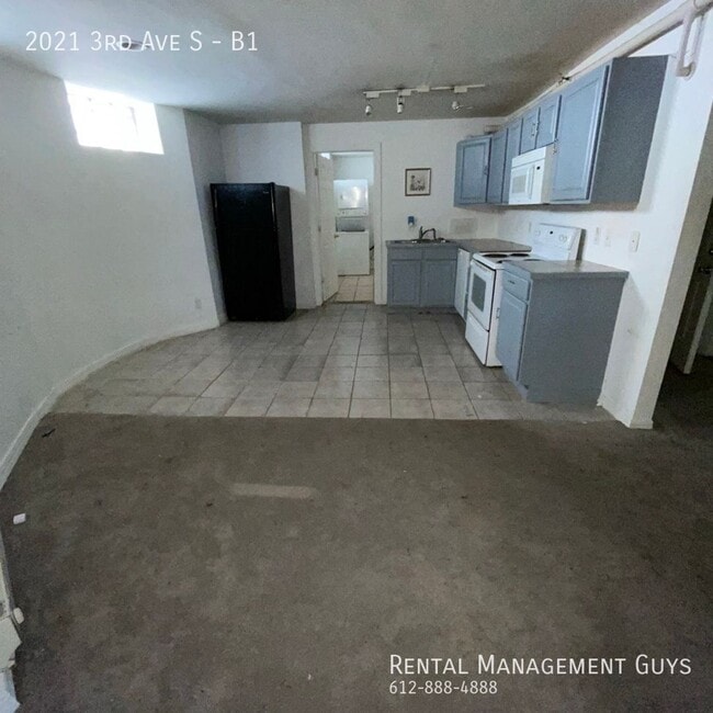 2021 3rd Ave S