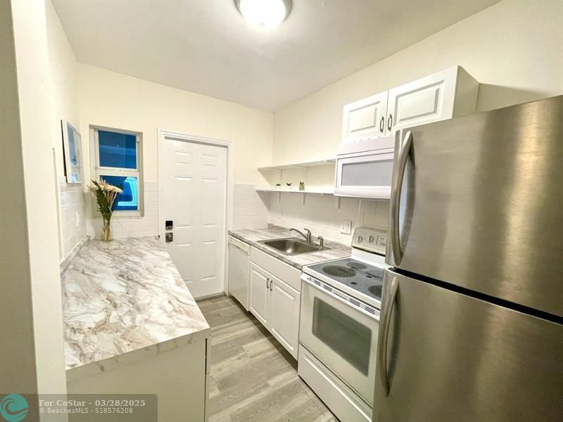 828 NE 17th Ave in Fort Lauderdale, FL - Building Photo
