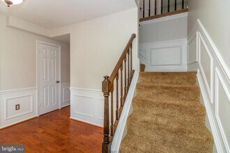 5581 Ann Peake Dr in Fairfax, VA - Building Photo - Building Photo
