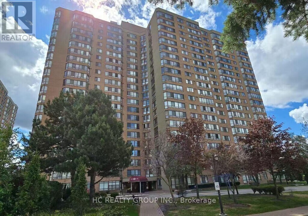 55 Bamburgh Cir in Toronto, ON - Building Photo