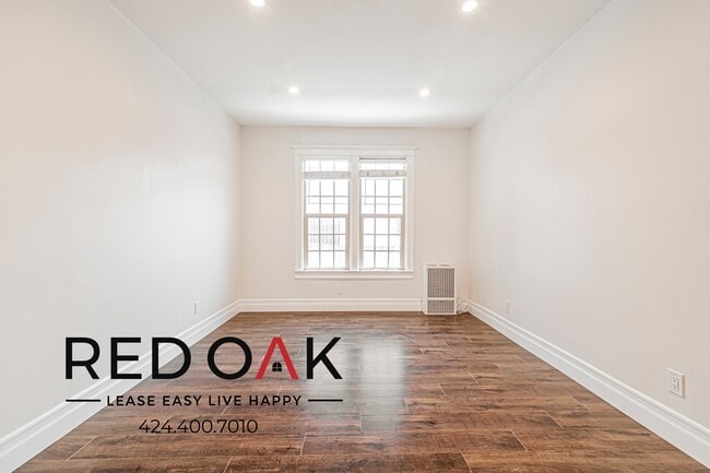 3425 Walton Ave in Los Angeles, CA - Building Photo - Building Photo