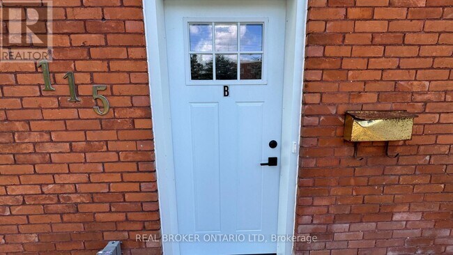 115 B Bidwell St in Tillsonburg, ON - Building Photo - Building Photo