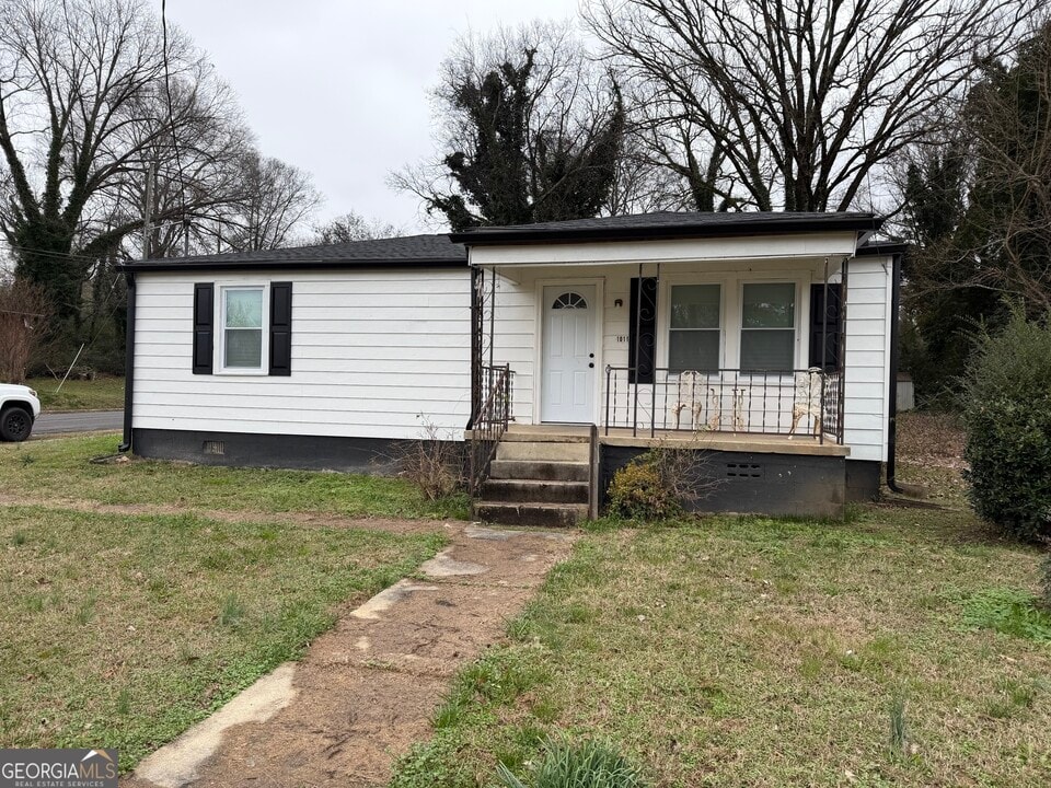 1011 Walnut Ave SE in Rome, GA - Building Photo