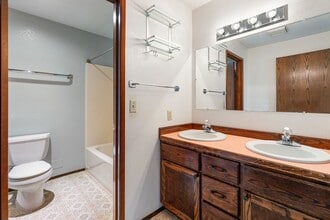 197 Bay Lyn Dr in Lynden, WA - Building Photo - Building Photo