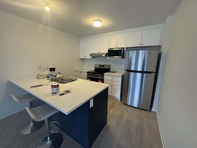 32 Pyrite Private in Ottawa, ON - Building Photo - Building Photo