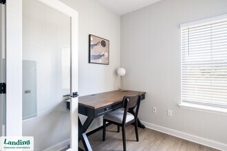 84 San Filippo Dr SE, Unit 08-8204 in Palm Bay, FL - Foto de edificio - Building Photo