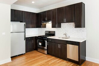 1320-1380 Lombard in San Francisco, CA - Building Photo - Building Photo