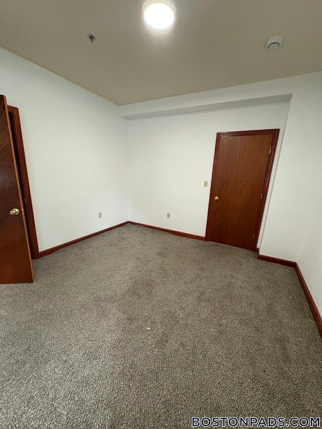 143 Park Dr in Boston, MA - Building Photo - Building Photo