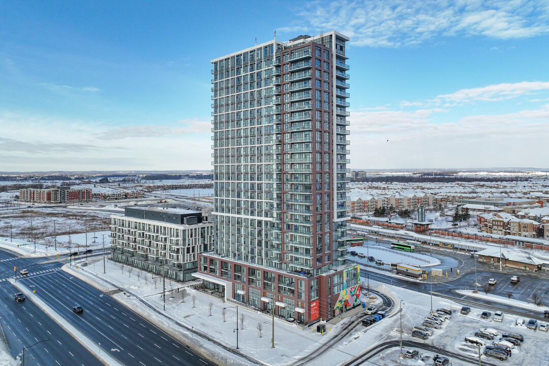 Uniti in Brampton, ON - Building Photo