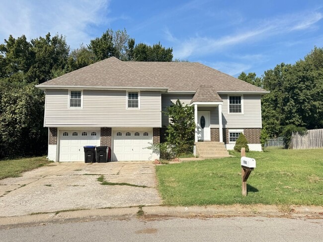 property at 936 Ridge Dr