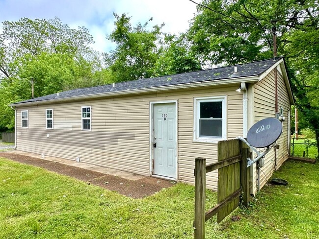 305 Locust St