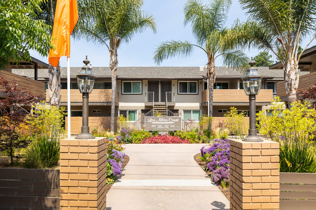 Los Altos Court in Los Altos, CA - Building Photo