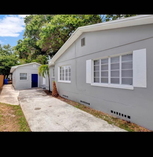 925 17th St S in St. Petersburg, FL - Building Photo - Building Photo