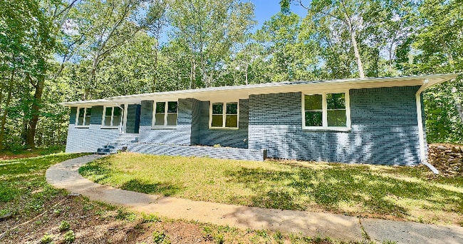 property at 4145 White Oak Dr