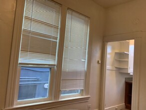 1238 2nd Ave in Oakland, CA - Building Photo - Building Photo
