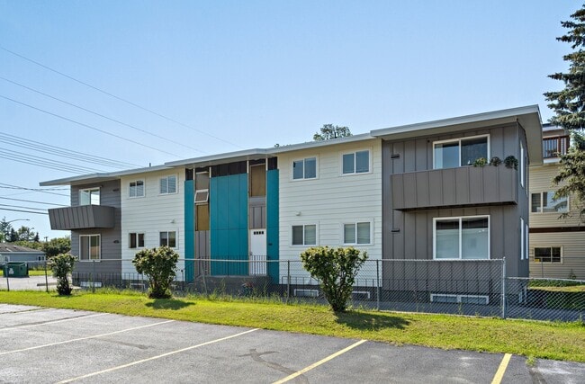 210 E 11th Ave, Unit 3 Top Left