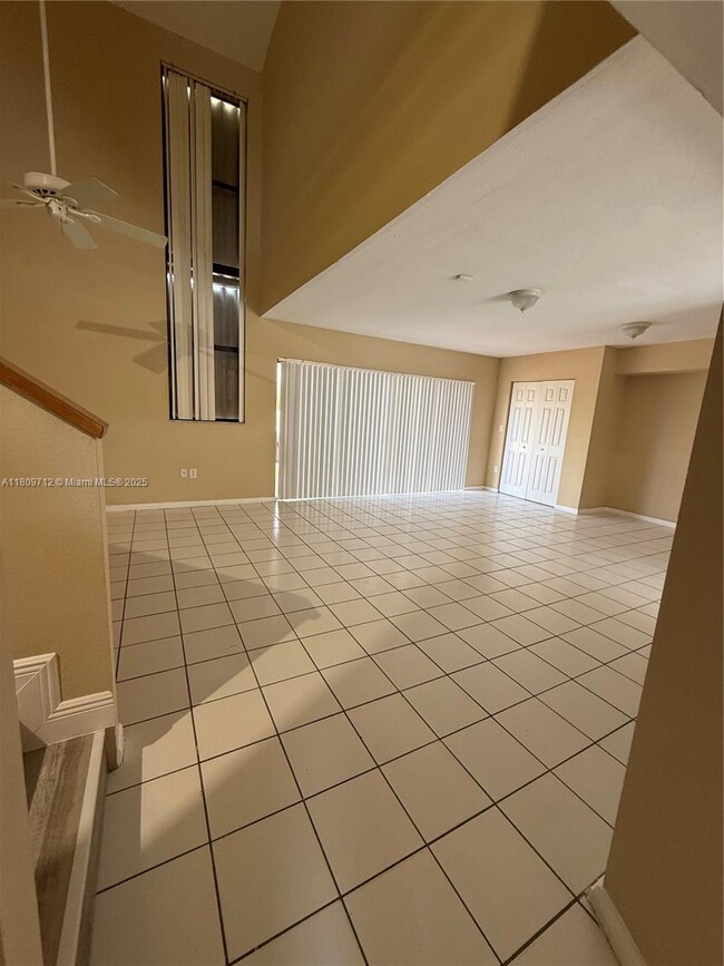 property at 3208 San Remo Cir