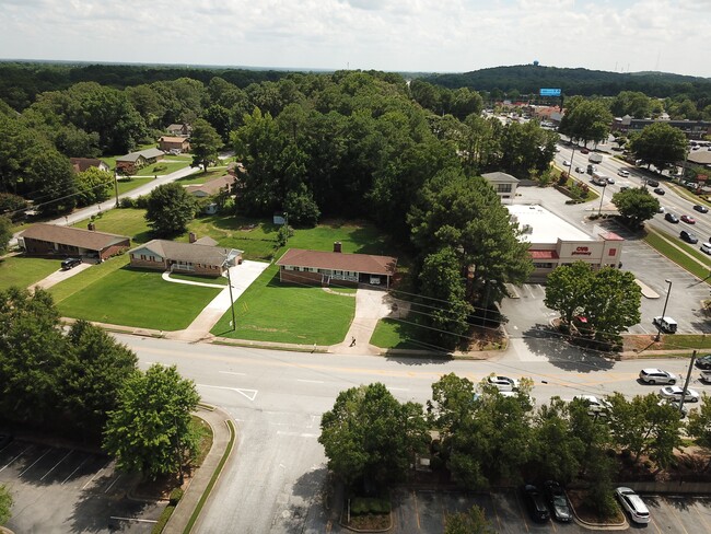 2280 Pinehurst Rd in Snellville, GA - Building Photo - Building Photo