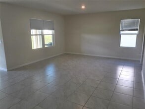 561 Talisi Lp in St. Cloud, FL - Building Photo - Building Photo