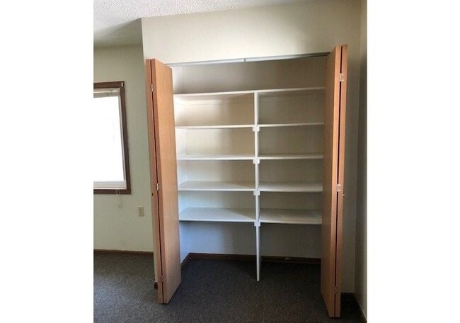 property at 711 Nuckolls St