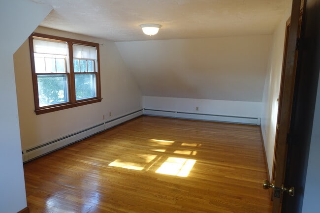 41 Washington Ave, Unit 3 in Waltham, MA - Building Photo - Building Photo