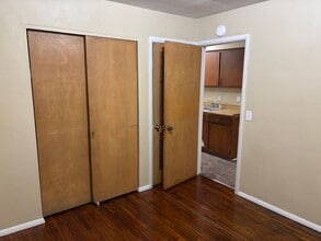 375 S Detroit Ave in Toledo, OH - Building Photo - Building Photo