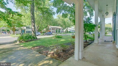 15012 Olddale Rd in Centreville, VA - Building Photo - Building Photo