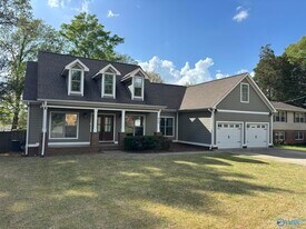 317 Rosemont Rd SE in Huntsville, AL - Building Photo